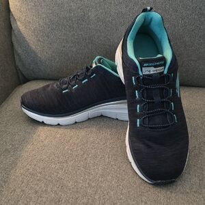 Skechers Black and Teal Athletic Shoes